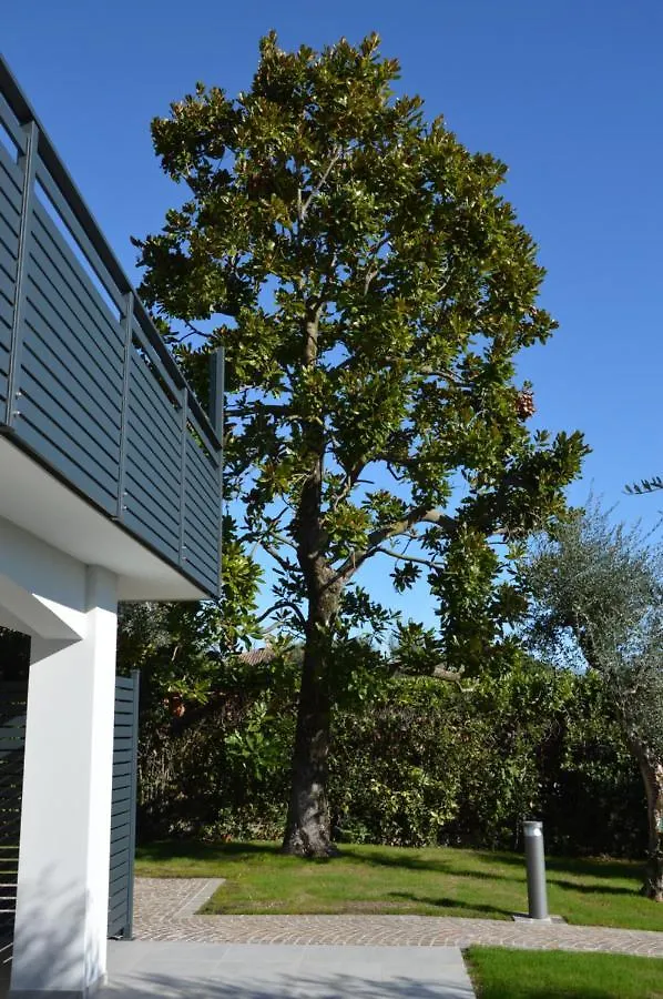 Bed & Breakfast B&B Fior Di Magnolia Moniga del Garda