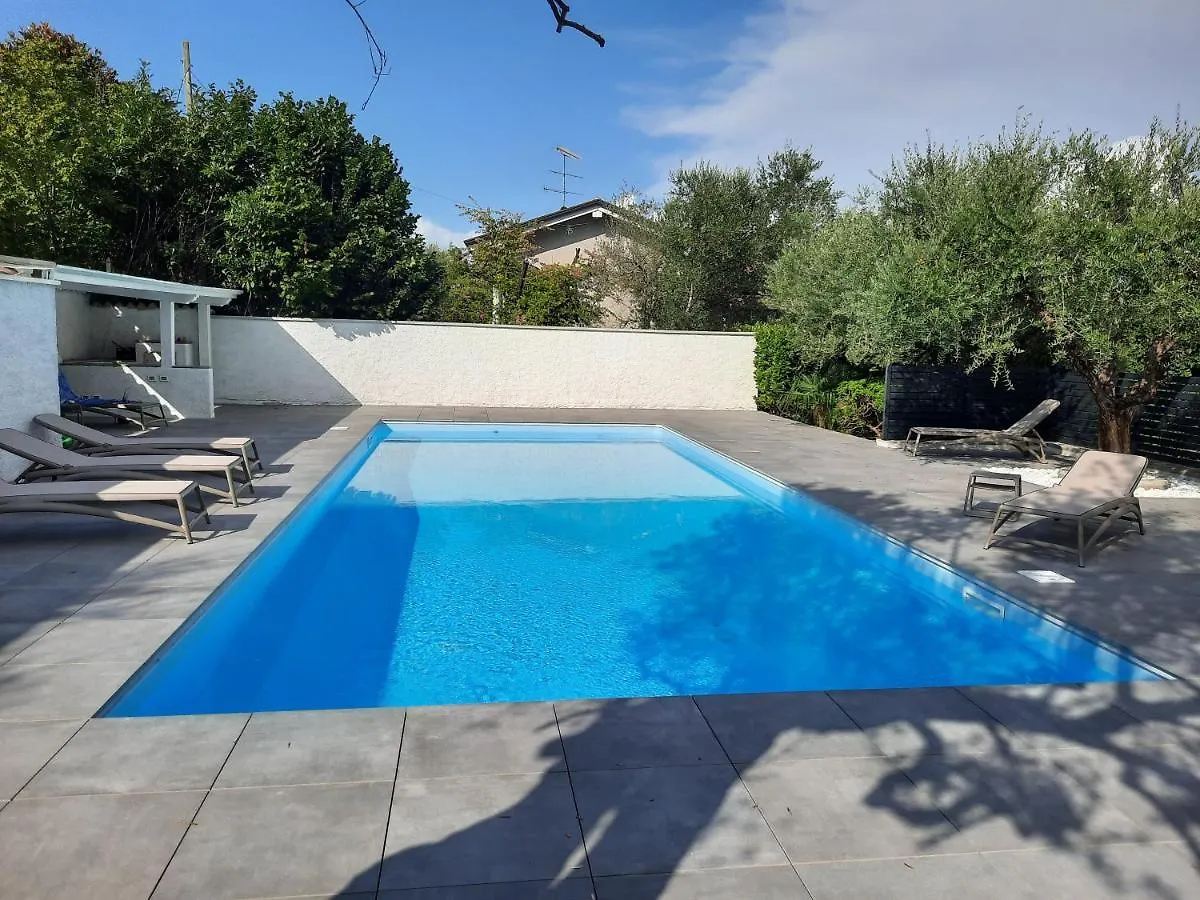 B&B Fior Di Magnolia Moniga del Garda Bed & Breakfast