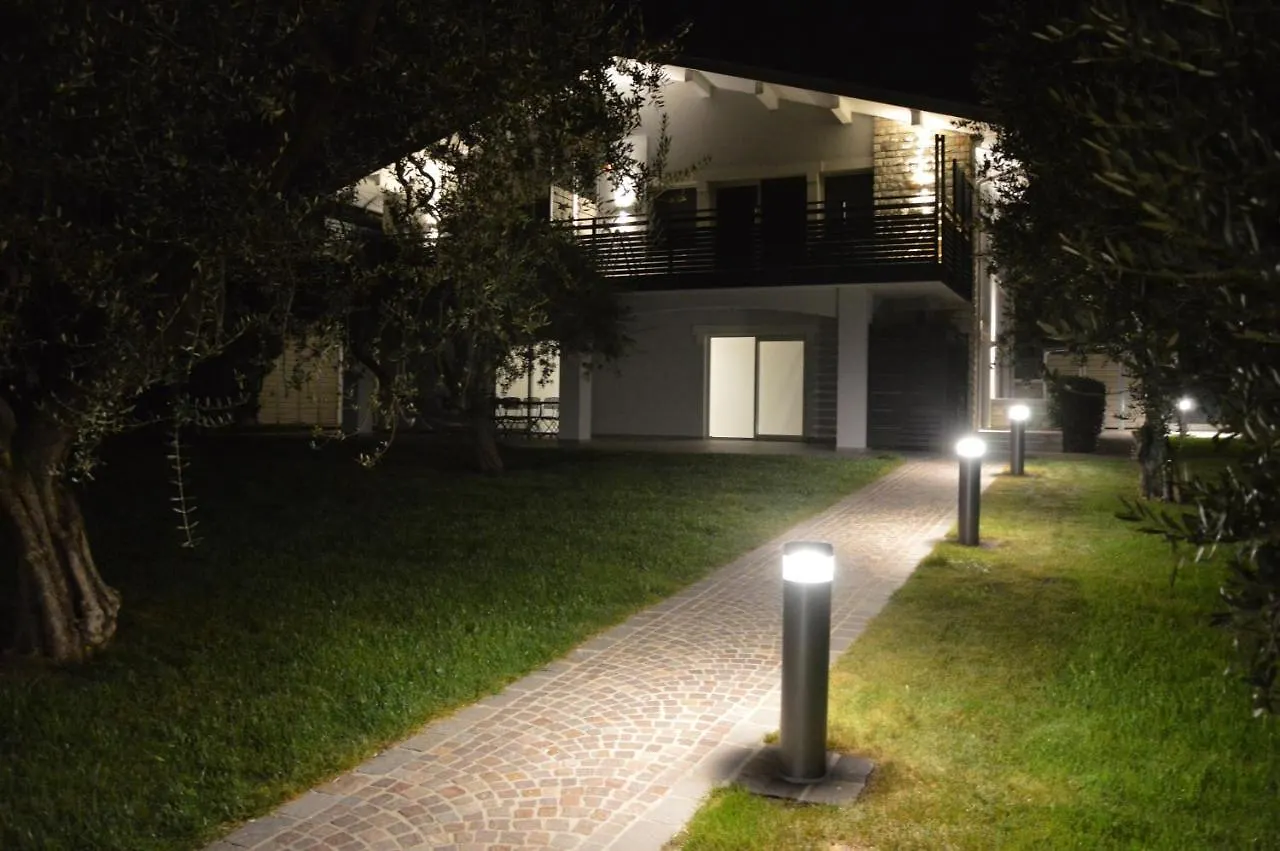 Bed & Breakfast B&B Fior Di Magnolia Moniga del Garda Italy